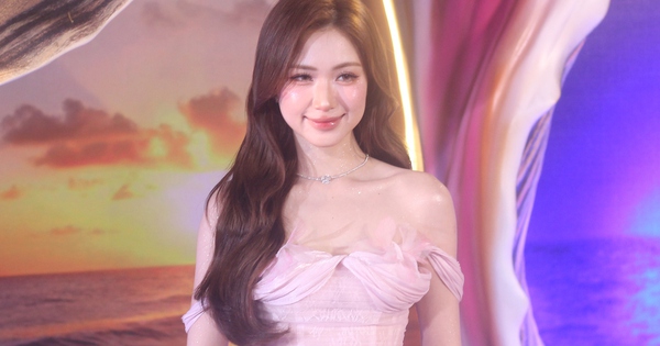 Hi88 Việt Nam: Hòa Minzy rạng rỡ chúc mừng phim ‘Ốc mượn hồn’ ra mắt - hình ảnh - vnhi88.vip Hi88 Việt Nam: Hòa Minzy rạng rỡ chúc mừng phim ‘Ốc mượn hồn’ ra mắt - hình ảnh - vnhi88.vip