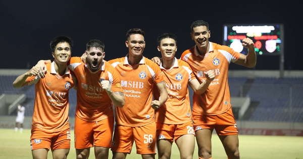 Hi88 cược bóng đá: V-League 2025-2026 bùng nổ trong cuộc đua sinh tử - hình ảnh - vnhi88.vip Hi88 cược bóng đá: V-League 2025-2026 bùng nổ trong cuộc đua sinh tử - hình ảnh - vnhi88.vip