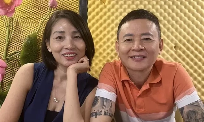 Cuộc sống bình yên của diễn viên Tùng Dương bên vợ thứ tư và niềm vui lên chức ông ngoại - hình ảnh - vnhi88.vip Cuộc sống bình yên của diễn viên Tùng Dương bên vợ thứ tư và niềm vui lên chức ông ngoại - hình ảnh - vnhi88.vip