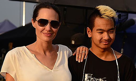 Maddox nộp đơn xin bỏ họ Brad Pitt, chính thức dùng họ mẹ Angelina Jolie - hình ảnh - vnhi88.vip