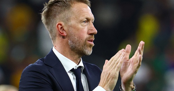 HLV Graham Potter chảy máu tai sau trận thắng Tunisia: Cú sốc giữa chiến thắng World Cup 2026 - hình ảnh - vnhi88.vip