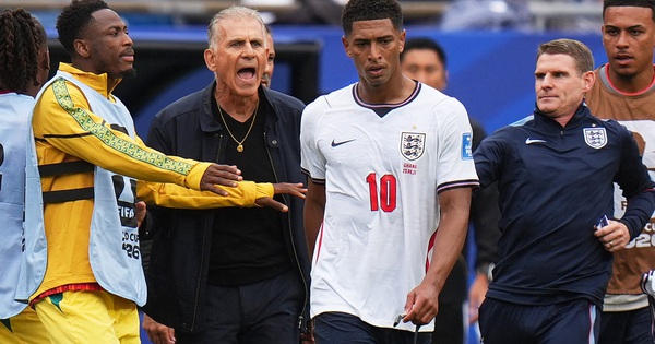 Ngôi sao đội tuyển Anh vi phạm luật mới của FIFA, lại lấy tay che miệng: Nguy cơ nhận án phạt nguội - hình ảnh - vnhi88.vip Ngôi sao đội tuyển Anh vi phạm luật mới của FIFA, lại lấy tay che miệng: Nguy cơ nhận án phạt nguội - hình ảnh - vnhi88.vip