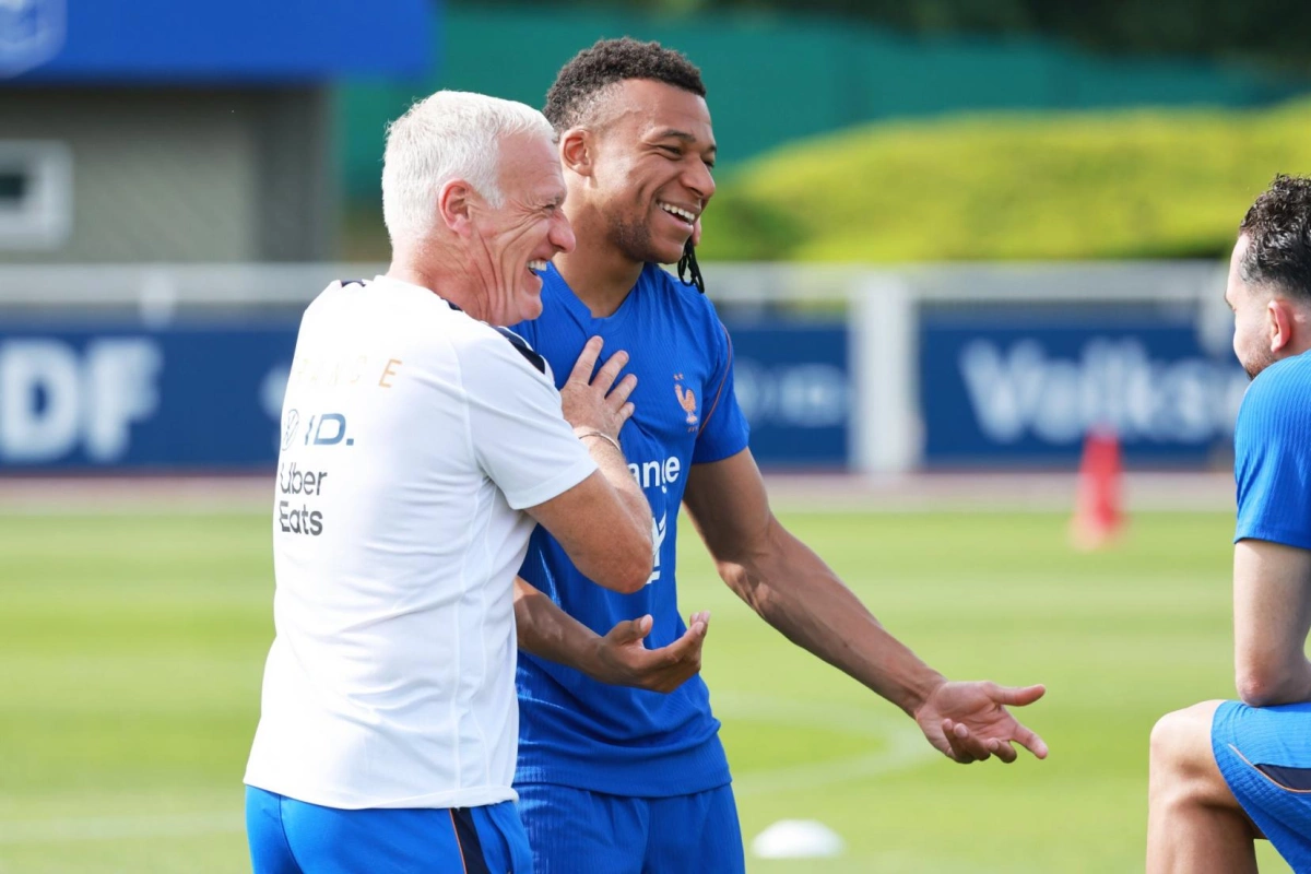 Hi88 cược bóng đá: Mbappe giúp tuyển Pháp đạt thỏa thuận tiền thưởng trước World Cup 2026 - hình ảnh - vnhi88.vip Hi88 cược bóng đá: Mbappe giúp tuyển Pháp đạt thỏa thuận tiền thưởng trước World Cup 2026 - hình ảnh - vnhi88.vip