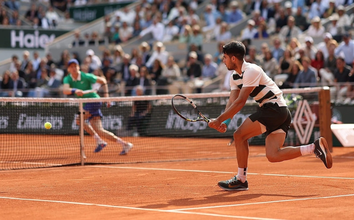 Hi88 bắn cá và làn sóng thể thao trẻ: Alcaraz – Sinner làm mưa làm gió tại Roland Garros - hình ảnh - vnhi88.vip Hi88 bắn cá và làn sóng thể thao trẻ: Alcaraz – Sinner làm mưa làm gió tại Roland Garros - hình ảnh - vnhi88.vip