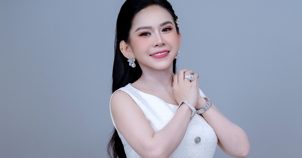 Hi88 bắn cá và đam mê nghệ thuật: Câu chuyện truyền cảm hứng từ nghệ sĩ Bình Tinh - hình ảnh - vnhi88.vip Hi88 bắn cá và đam mê nghệ thuật: Câu chuyện truyền cảm hứng từ nghệ sĩ Bình Tinh - hình ảnh - vnhi88.vip
