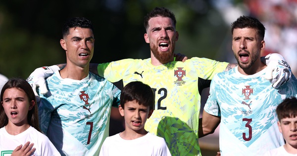 Ronaldo và Bồ Đào Nha ‘mang’ Diogo Jota đến World Cup 2026: Hành động đặc biệt khiến khán giả rơi lệ! - hình ảnh - vnhi88.vip