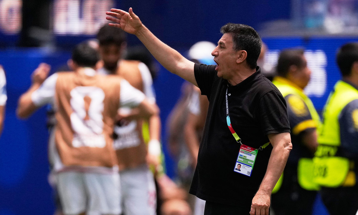 HLV Ghalenoei: ‘Iran bất bại là kỳ tích World Cup’ - hình ảnh - vnhi88.vip HLV Ghalenoei: ‘Iran bất bại là kỳ tích World Cup’ - hình ảnh - vnhi88.vip
