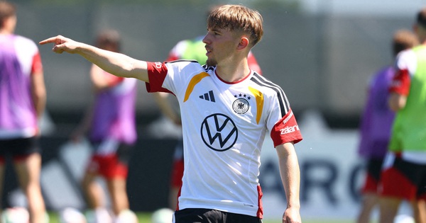 ‘Viên ngọc mới’ của đội tuyển Đức nhập viện khẩn, HLV Nagelsmann gọi người thay thế gấp - hình ảnh - vnhi88.vip ‘Viên ngọc mới’ của đội tuyển Đức nhập viện khẩn, HLV Nagelsmann gọi người thay thế gấp - hình ảnh - vnhi88.vip