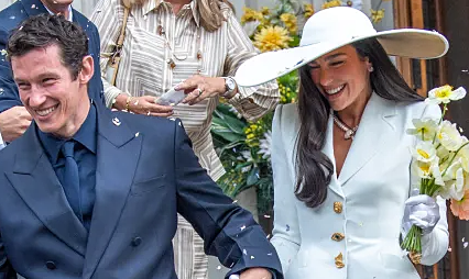 Hi88 casino và tin nóng: Dua Lipa chính thức lên xe hoa cùng Callum Turner - hình ảnh - vnhi88.vip Hi88 casino và tin nóng: Dua Lipa chính thức lên xe hoa cùng Callum Turner - hình ảnh - vnhi88.vip
