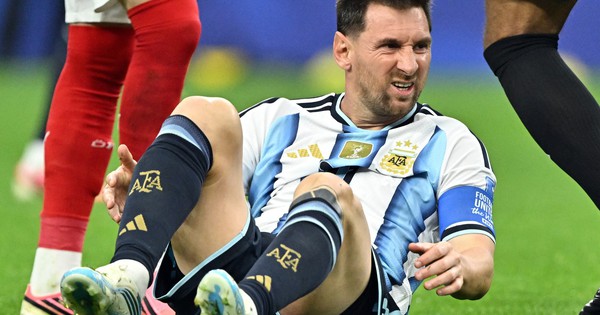Argentina đặt quá nhiều gánh nặng lên vai Messi: Thiên tài cũng có lúc mệt!: góc nhìn mới cho người chơi Việt - hình ảnh - vnhi88.vip Argentina đặt quá nhiều gánh nặng lên vai Messi: Thiên tài cũng có lúc mệt!: góc nhìn mới cho người chơi Việt - hình ảnh - vnhi88.vip
