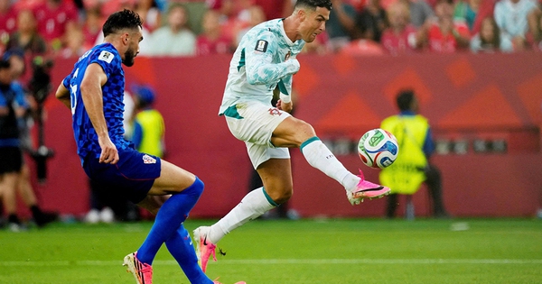 Ronaldo khiến thế giới gọi tên: Khoảnh khắc lịch sử đưa Bồ Đào Nha vào vòng 16 đội - hình ảnh - vnhi88.vip Ronaldo khiến thế giới gọi tên: Khoảnh khắc lịch sử đưa Bồ Đào Nha vào vòng 16 đội - hình ảnh - vnhi88.vip