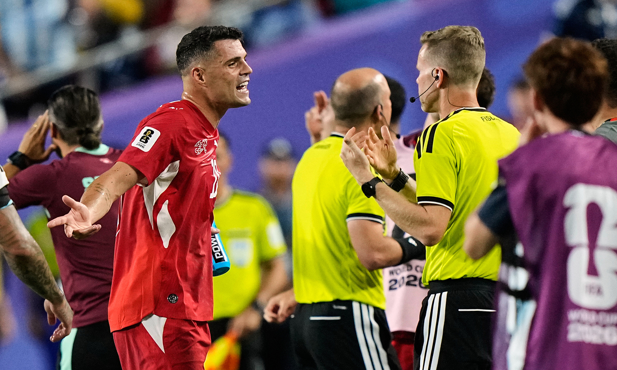 Đội trưởng Thụy Sĩ: ‘Trọng tài phá hỏng trận đấu với Argentina’: góc nhìn mới cho người chơi Việt - hình ảnh - vnhi88.vip